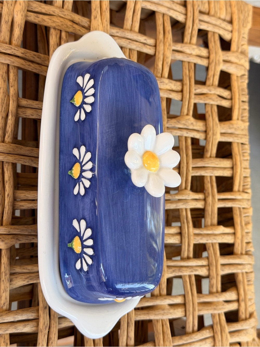 Vintage Hand Painted Oneida Ceramic Daisy Butter Dish